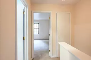454 Country View Ct, Pittsburgh, PA 15205 - Photo 9