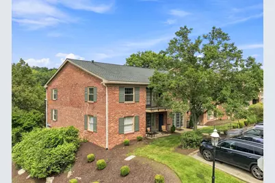 950 Margarite Drive #J, Scott Township, PA 15216 - Photo 3