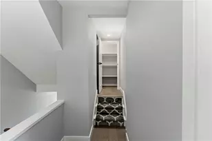 2611 Broadway Ave, Pittsburgh, PA 15216 - Photo 21