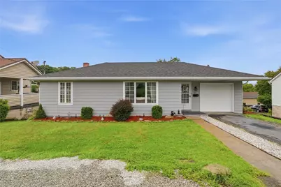 725 Broad Street, Mount Pleasant Township, PA 15666 - Photo 1