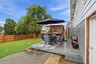 725 Broad St, Mount Pleasant Township, PA 15666 - Photo 23