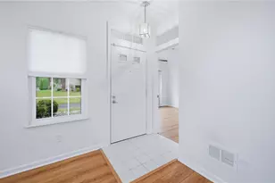 57 Stone Ridge Blvd, Hermitage, PA 16148 - Photo 5