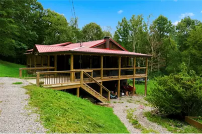 1393 Mateer Rd, Wayne Township, PA 16222 - Photo 1