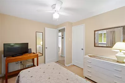 654 Perrilyn St, Pittsburgh, PA 15226 - Photo 13