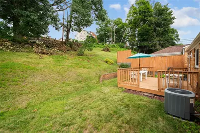 654 Perrilyn St, Pittsburgh, PA 15226 - Photo 23