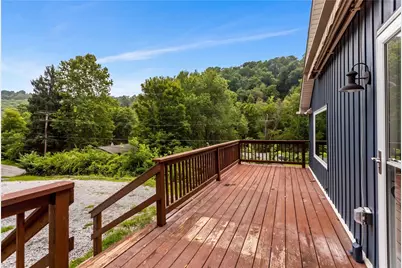 850 Gypsy Glen Rd, Brighton Township, PA 15009 - Photo 5