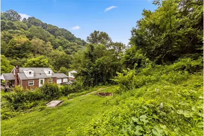 850 Gypsy Glen Rd, Brighton Township, PA 15009 - Photo 7