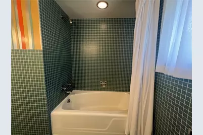 327 Holyoke Rd, Center Township, PA 16001 - Photo 25