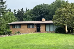 327 Holyoke Rd, Center Township, PA 16001 - Photo 1