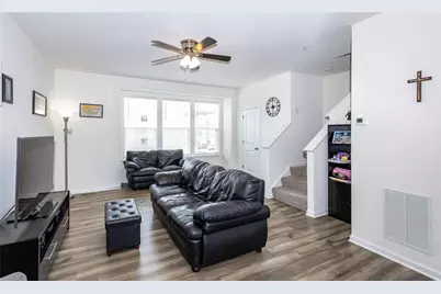 203 Truth Cir, Jackson Township, PA 16037 - Photo 11