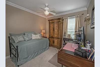 575 E Vanderbilt Drive, Adams Township, PA 16046 - Photo 9