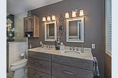 575 E Vanderbilt Drive, Adams Township, PA 16046 - Photo 7