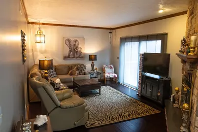 856 Walnut Drive, Ellwood City, PA 16117 - Photo 15