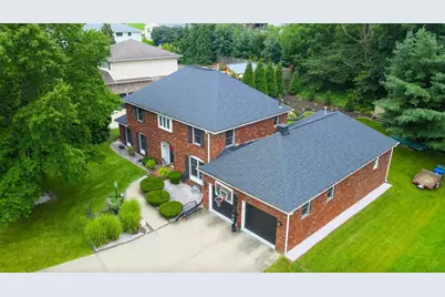 856 Walnut Drive, Ellwood City, PA 16117 - Photo 3