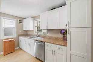 891 Bon Air Dr, Sharon, PA 16146 - Photo 17