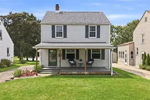 891 Bon Air Dr, Sharon, PA 16146 - Photo 3