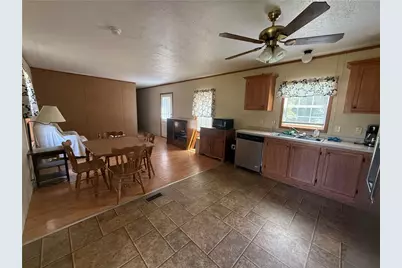 1761 Old Youngstown Rd, Union Township, PA 16116 - Photo 5