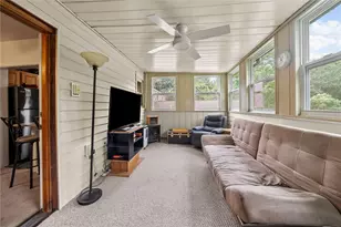 1069 Harding St, Bridgeville, PA 15017 - Photo 17
