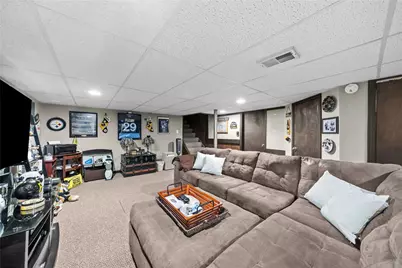 1069 Harding St, Bridgeville, PA 15017 - Photo 29