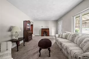1069 Harding St, Bridgeville, PA 15017 - Photo 9