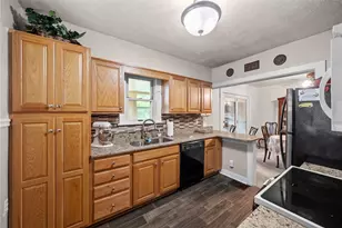 1069 Harding St, Bridgeville, PA 15017 - Photo 13