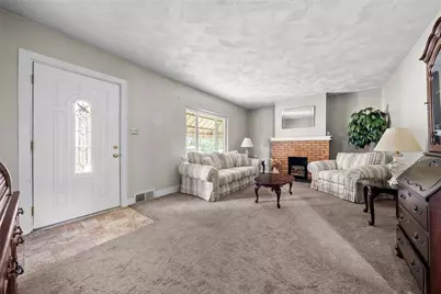 1069 Harding St, Bridgeville, PA 15017 - Photo 7