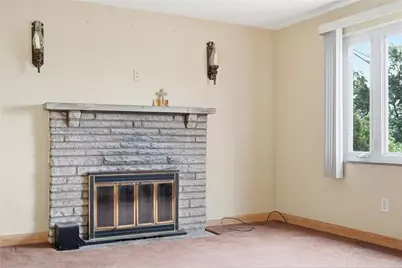 2115 E Beckert Ave, Pittsburgh, PA 15212 - Photo 11