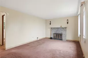 2115 E Beckert Ave, Pittsburgh, PA 15212 - Photo 9