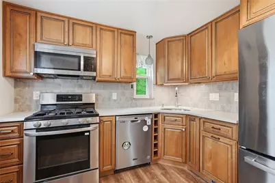 2115 E Beckert Ave, Pittsburgh, PA 15212 - Photo 17