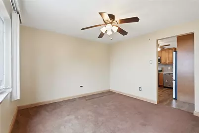 2115 E Beckert Ave, Pittsburgh, PA 15212 - Photo 13