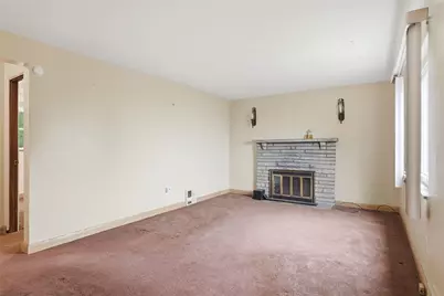 2115 E Beckert Ave, Pittsburgh, PA 15212 - Photo 9
