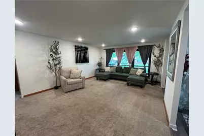 5525 Clark Avenue, Bethel Park, PA 15102 - Photo 9