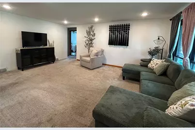 5525 Clark Avenue, Bethel Park, PA 15102 - Photo 11