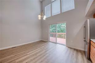 2115 Shawnee Dr, South Strabane, PA 15301 - Photo 11