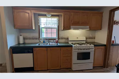 648 Daisy Lane, North Union Township, PA 15401 - Photo 7