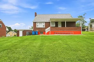 494 Lougeay Rd, Pittsburgh, PA 15235 - Photo 29