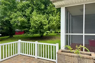 157 Randall Dr, Neshannock Township, PA 16105 - Photo 17