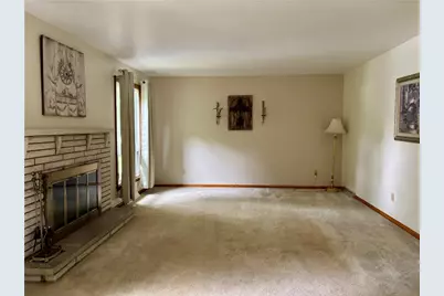 157 Randall Dr, Neshannock Township, PA 16105 - Photo 5
