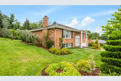 711 Valeria Drive, Canonsburg, PA 15317 - Photo 3