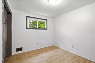 7913 Lloyd Ave, Pittsburgh, PA 15218 - Photo 15