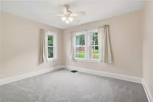 307 Ambridge Ave, Leet Township, PA 15003 - Photo 9