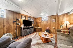 537 Sunnyland Ave, Pittsburgh, PA 15227 - Photo 15