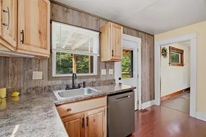 98 Baker Ave, Hermitage, PA 16148 - Photo 9