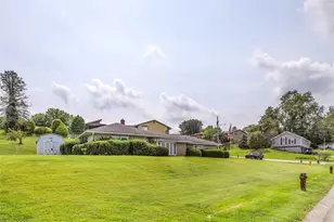 605 Regina Dr, Forward Township, PA 15037 - Photo 25
