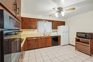 1314 Foxboro Dr, Monroeville, PA 15146 - Photo 9
