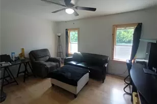 210 N 4th St, Jeannette, PA 15644 - Photo 21