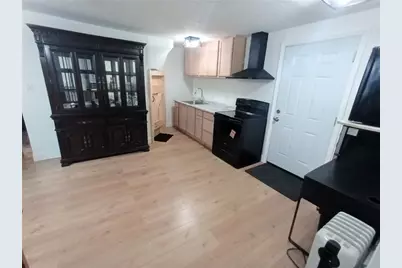 210 N 4th Street, Jeannette, PA 15644 - Photo 9