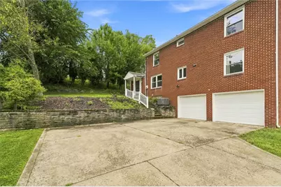 116 Hawthorne Dr, Wilkins Township, PA 15235 - Photo 43