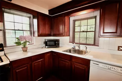 319 1st Ave, Carnegie, PA 15106 - Photo 5