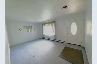 446 Fairgreen Ave, Neshannock Township, PA 16105 - Photo 13